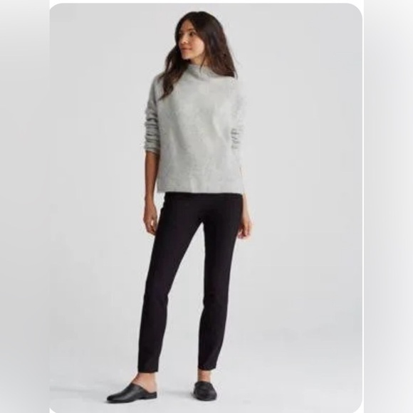 Eileen Fisher Women's Stretch Crepe Back-Zip Pants size medium - Picture 1 of 12